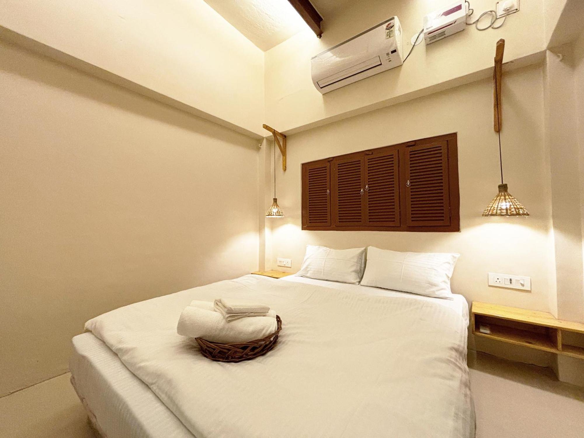 Vintage River Homestay Varanasi Ngoại thất bức ảnh